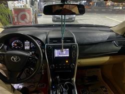 تۆیۆتا کامری